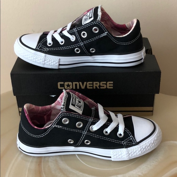 NIB girls Converse All Star ⭐️ shoes 👟 - Picture 4 of 8